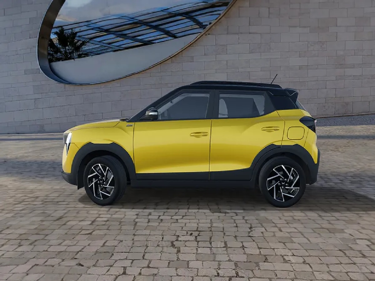 Mahindra XUV 3XO Mahindra XUV 3XO