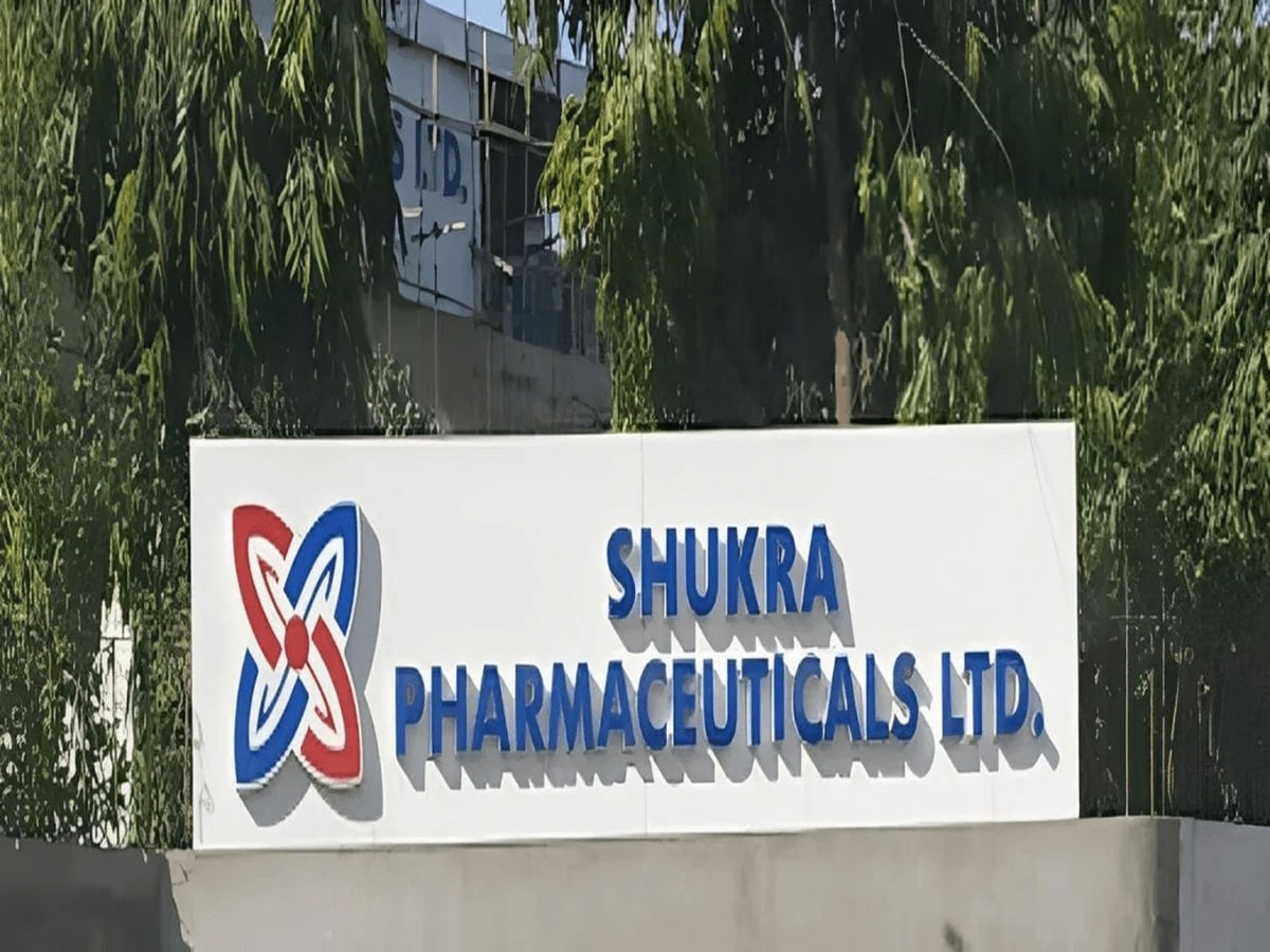 Shukra Pharma Share Price