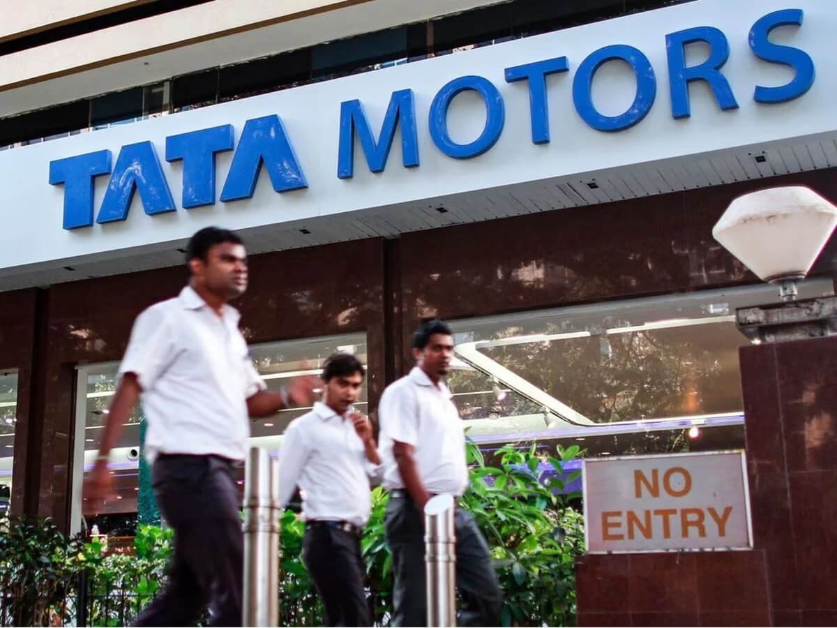 Tata Motors Share Price